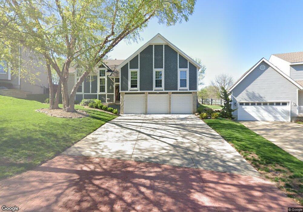 14918 W 76th St, Shawnee, KS 66216 - photo 1