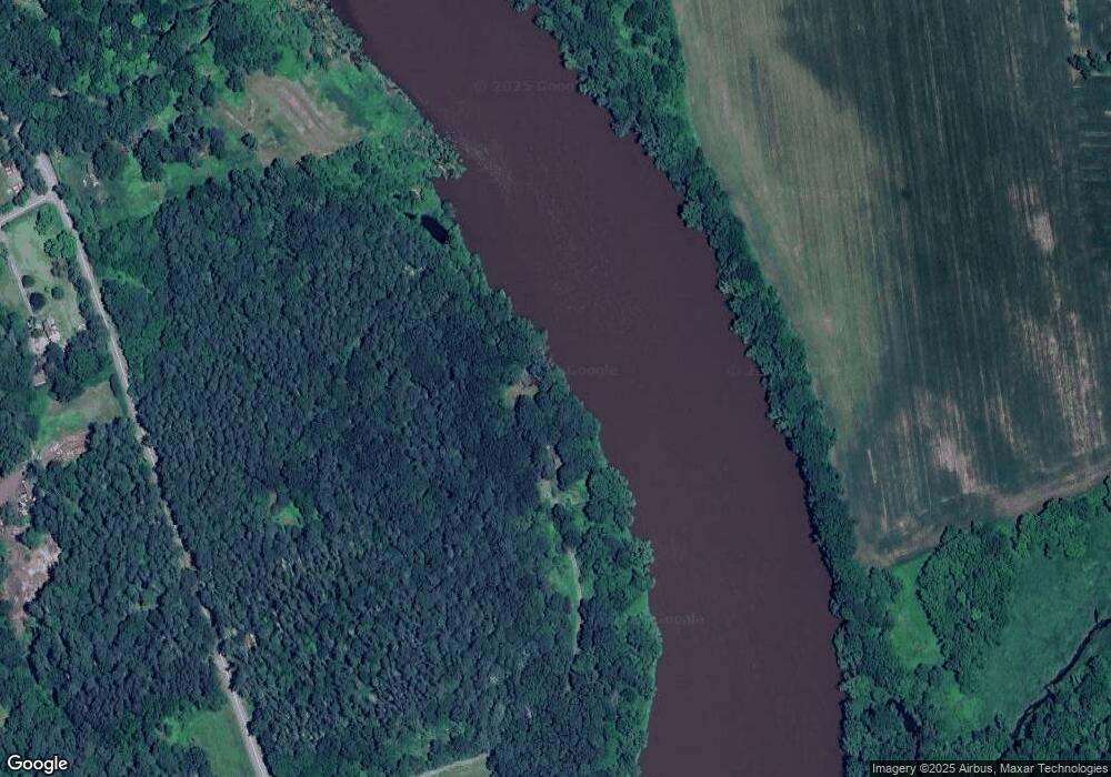 141 Metcalfe Ln, Milford, PA 18337 - photo 1