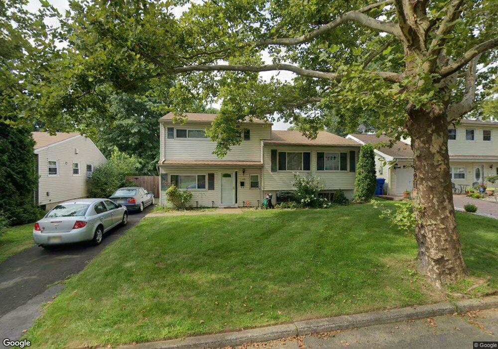23 Overbrook Dr, Colonia, NJ 07067 - photo 1