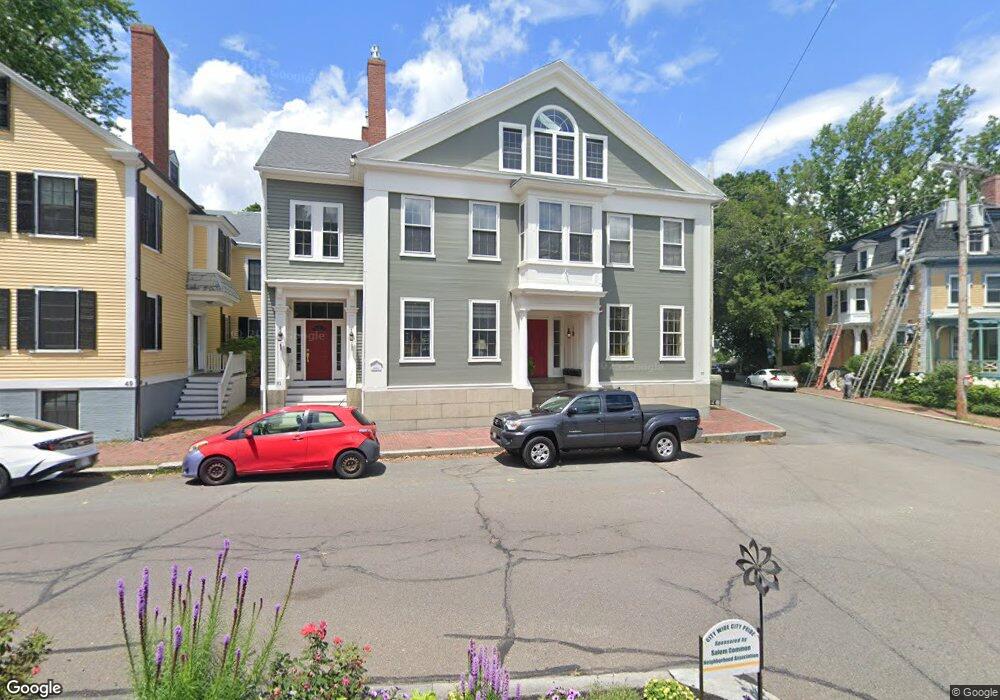 51 Washington Square unit 1, Salem, MA 01970 - photo 1