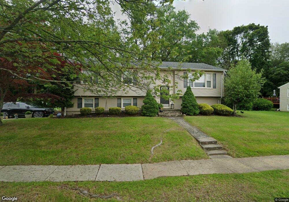 12 Meadowbrook Rd, West Haven, CT 06516 - photo 1