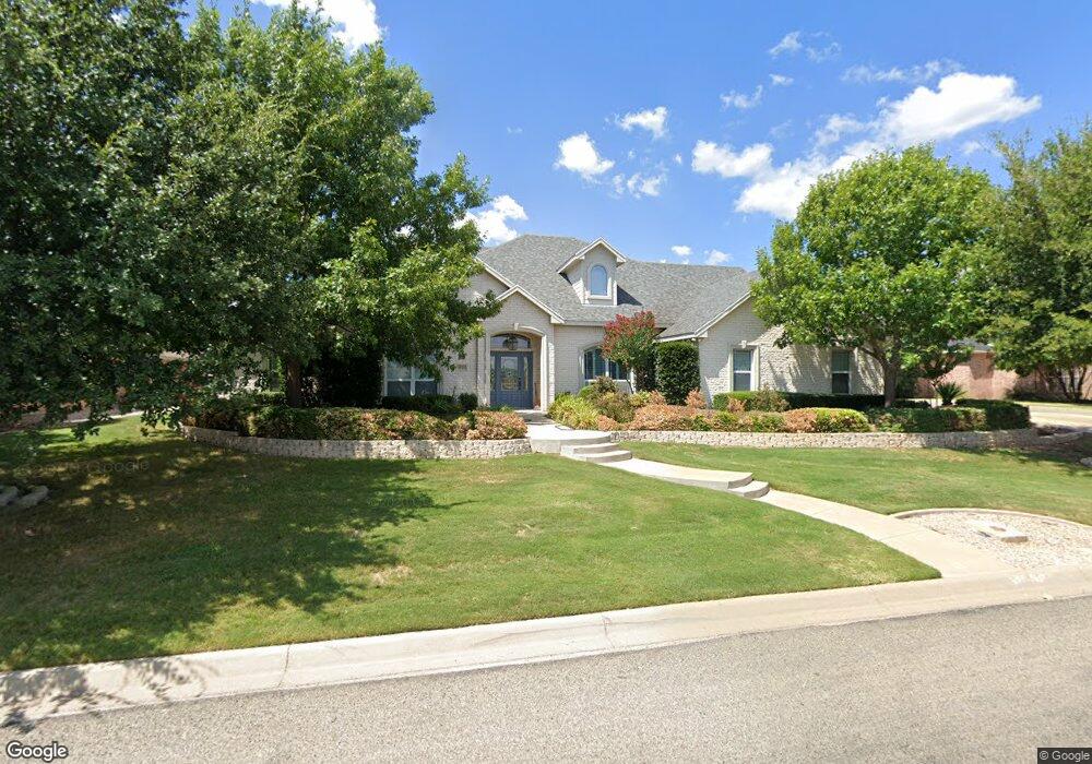 4901 N Bentwood Dr unit 2, San Angelo, TX 76904 - photo 1