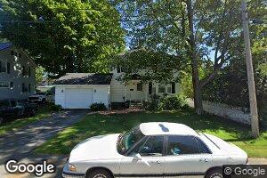 29 Pine St, East Millinocket, ME 04430