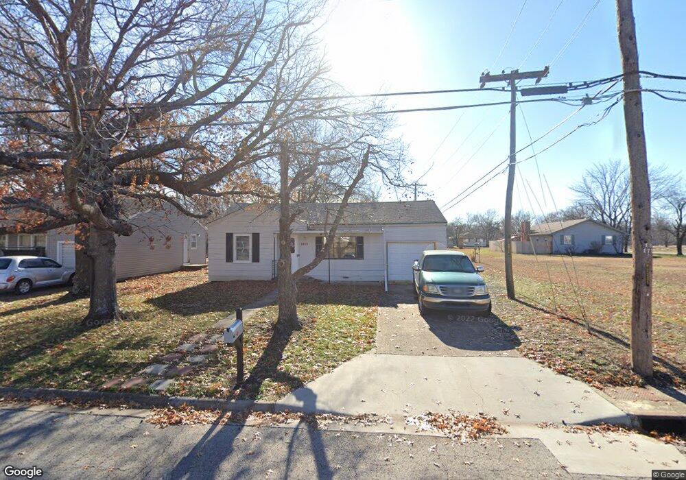 2820 Briggs Ave, Parsons, KS 67357 - photo 1