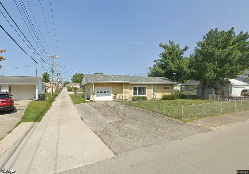 220 E Adams St, Tipton, IN 46072 - photo 1