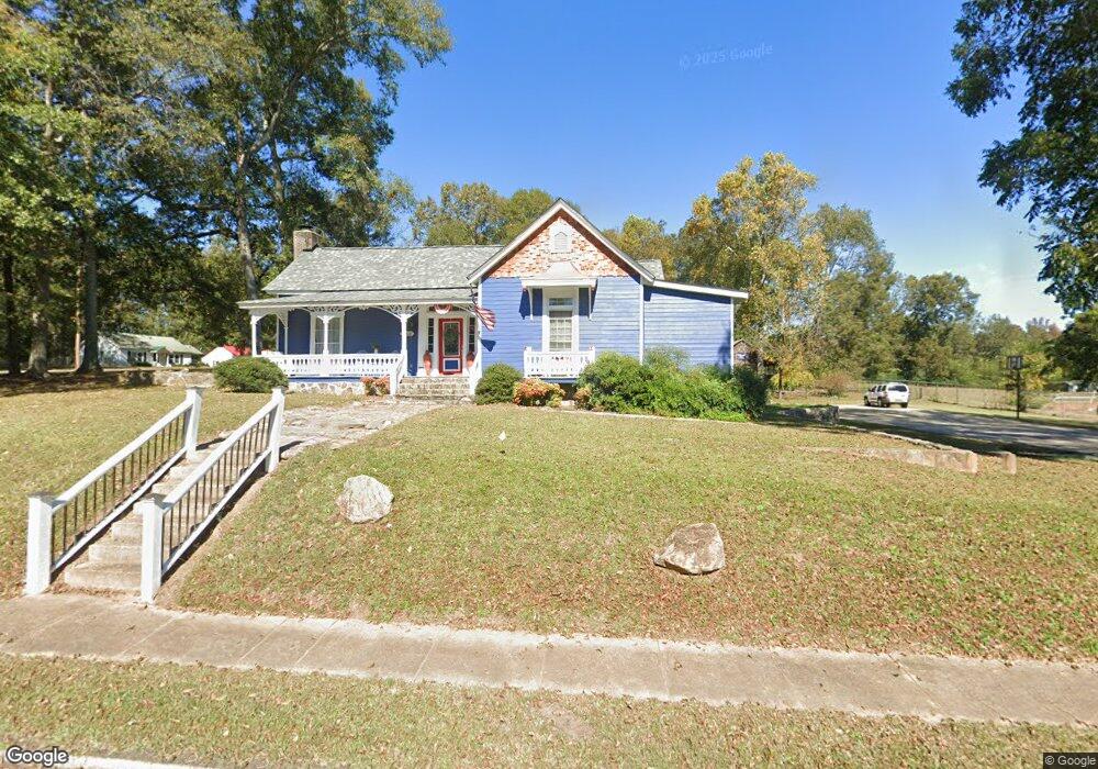 423 Lagrange St, Greenville, GA 30222 - photo 1