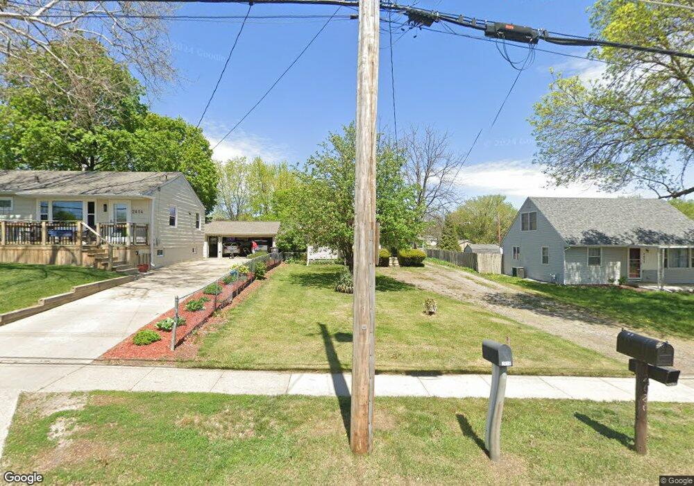 2620 E Douglas Ave, Des Moines, IA 50317 - photo 1