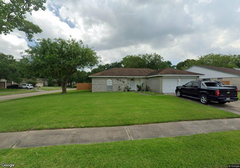 16315 David Glen Dr, Friendswood, TX 77546 - photo 1