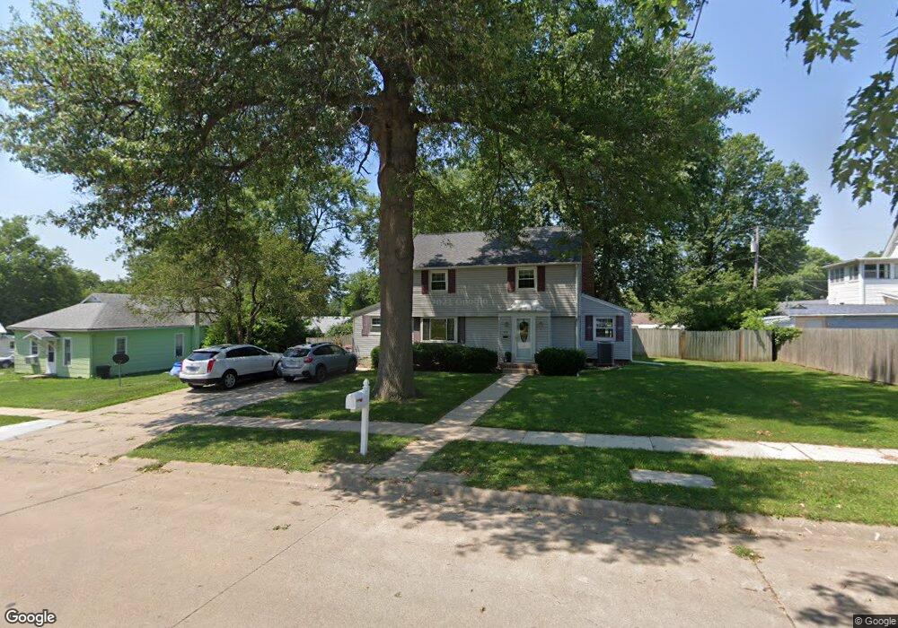 806 West St, Shenandoah, IA 51601 - photo 1