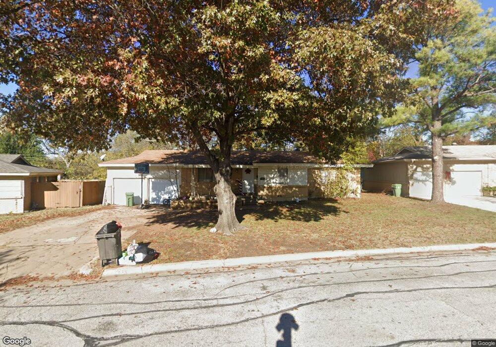 337 Patricia Ln, Bedford, TX 76022 - photo 1