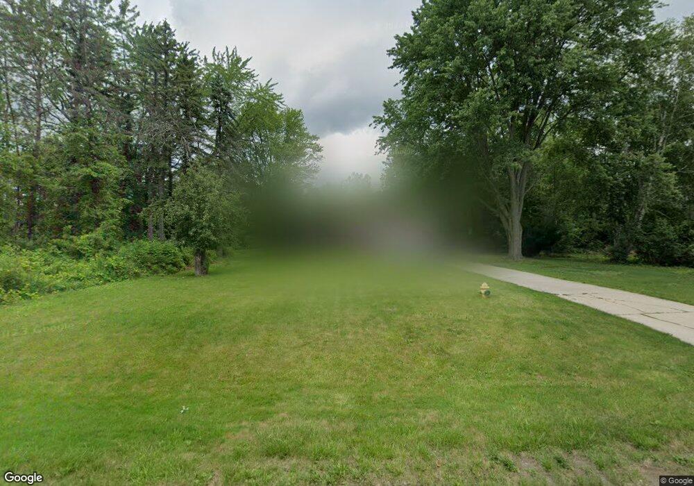 8252 Hill Rd, Swartz Creek, MI 48473 - photo 1