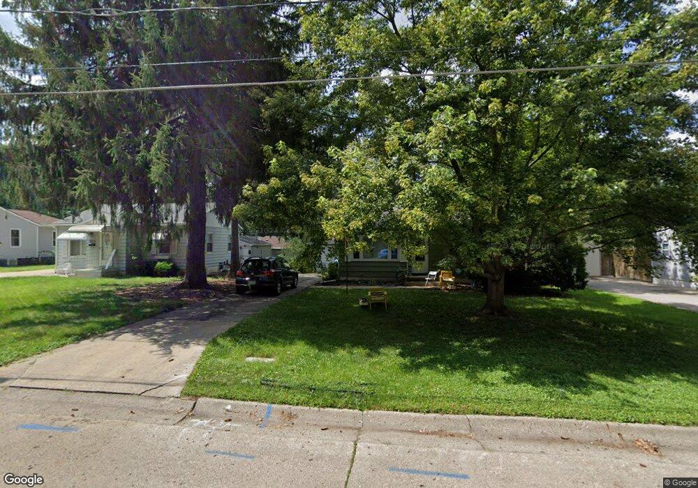 3930 52nd St, Des Moines, IA 50310 - photo 1