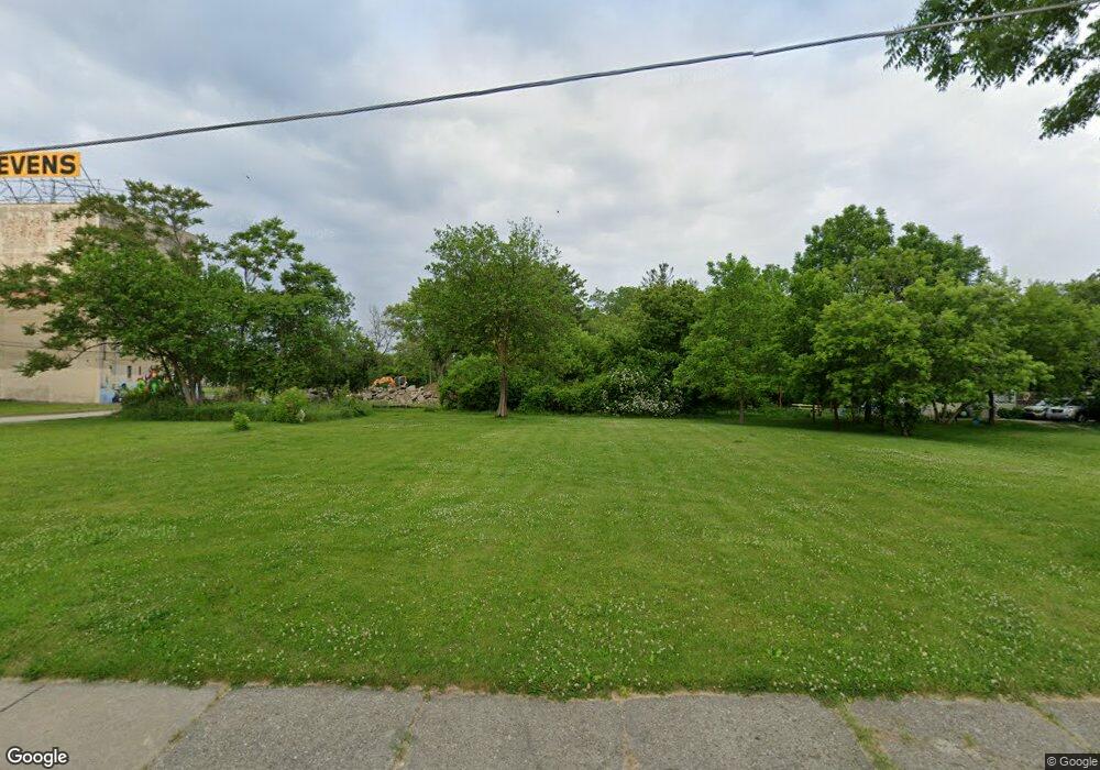 2109 Lyman St, Flint, MI 48506 - photo 1