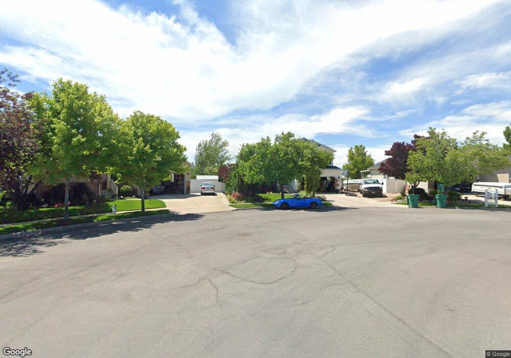 1563 W Silvercreek Dr, Layton, UT 84041 - photo 1