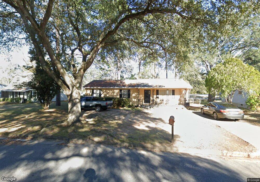 2611 Yorktown Ave, Albany, GA 31705 - photo 1