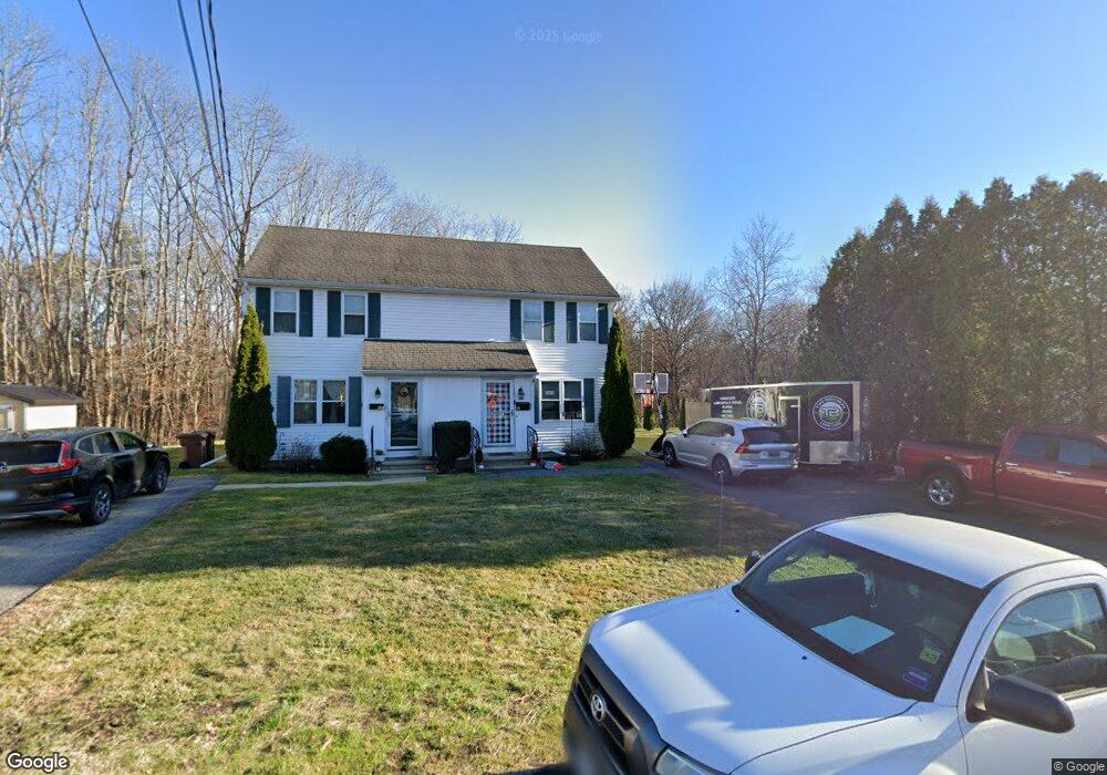 35 Wakefield Ave, Saco, ME 04072 - photo 1