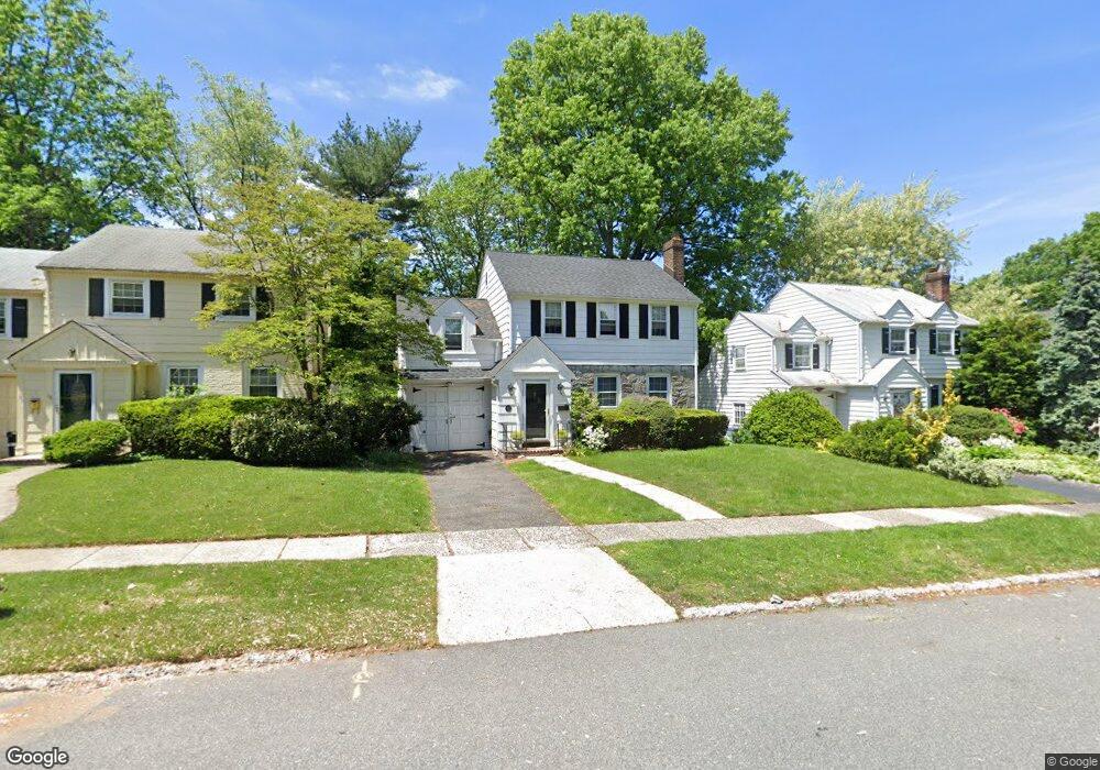 22 Hawthorne Ave, Glen Ridge, NJ 07028 - photo 1