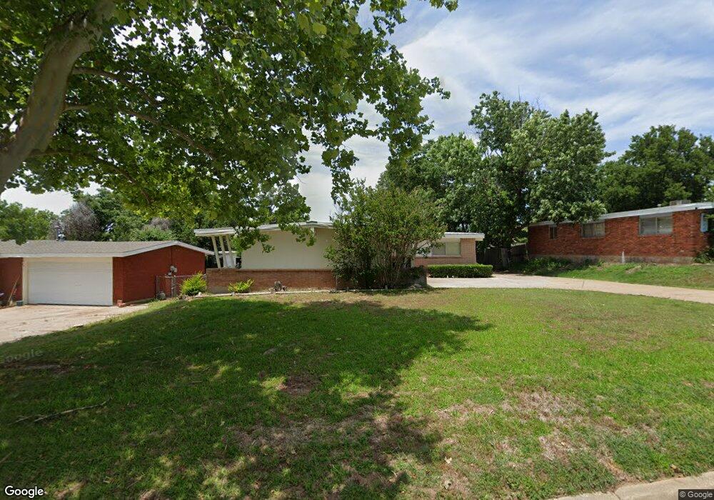 123 Lakewood Blvd, Duncan, OK 73533 - photo 1