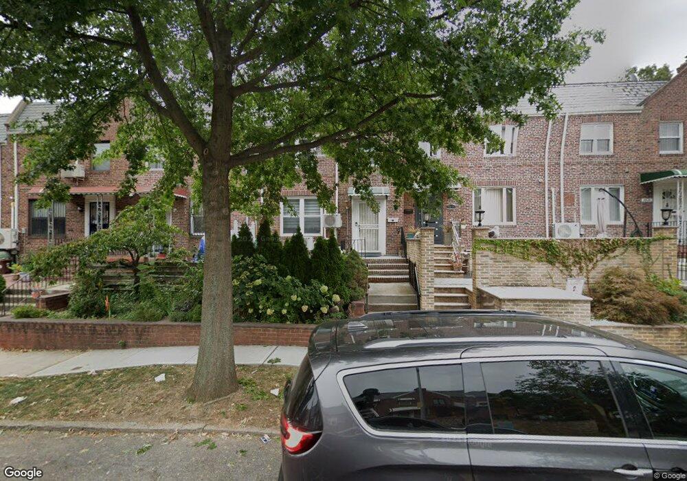 6913 173rd St, Fresh Meadows, NY 11365 - photo 1