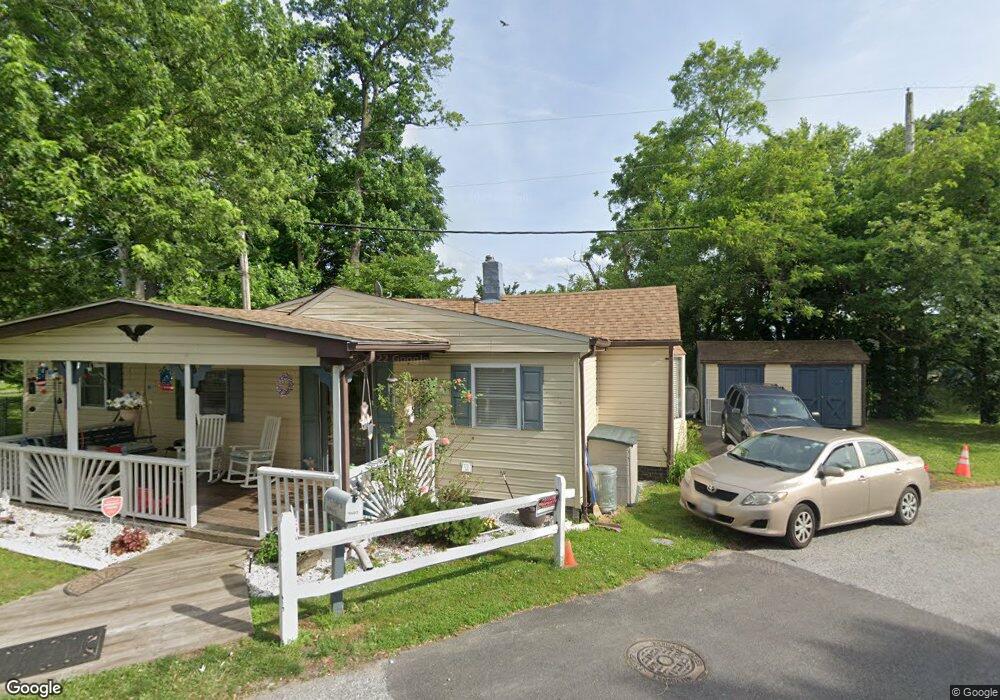 7903 Shore Rd, Sparrows Point, MD 21219 - photo 1