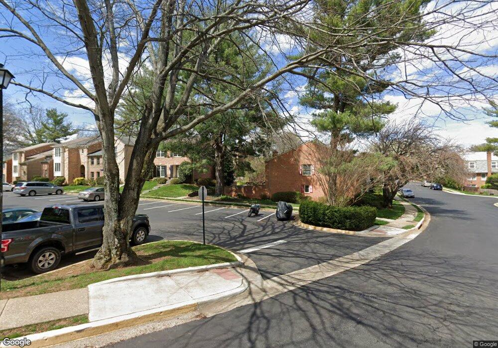 6660 Midhill Place, Falls Church, VA 22043 - photo 1