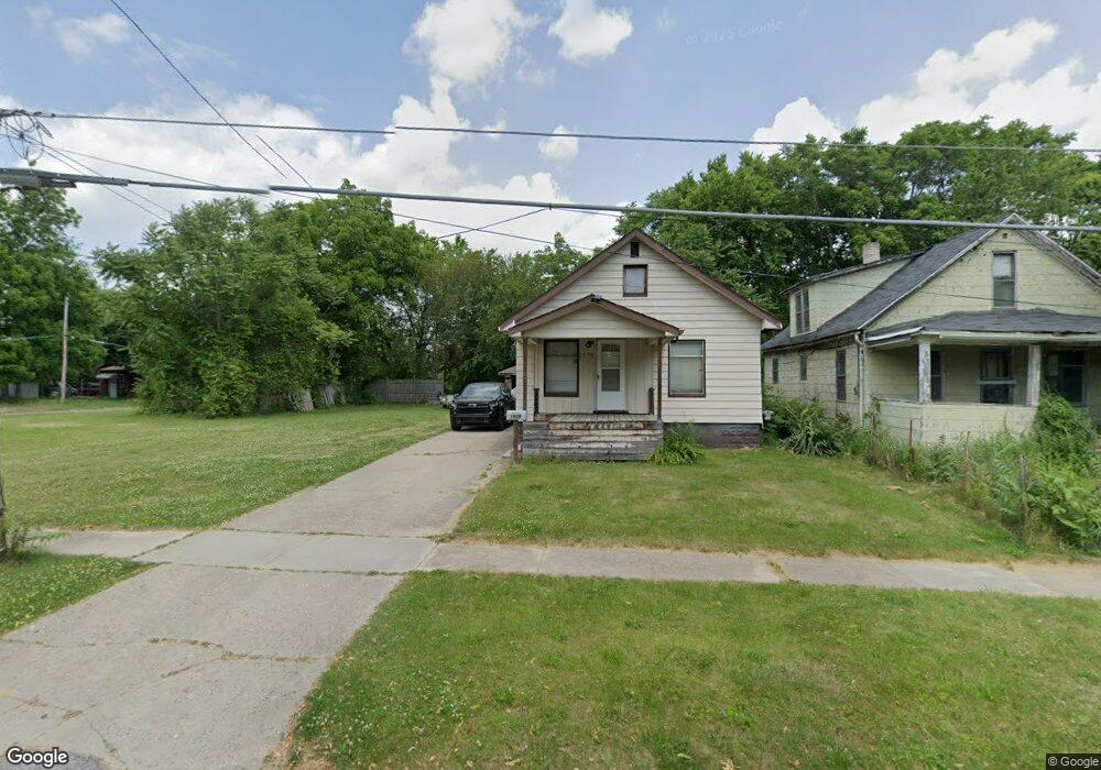 1505 Montana Ave, Flint, MI 48506 - photo 1