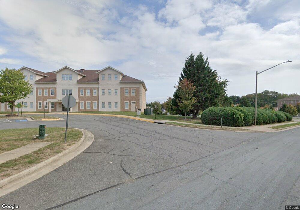 18300 Quantico Gateway Dr unit 100, Triangle, VA 22172 - photo 1