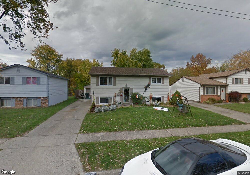 2739 Moundcrest St, Columbus, OH 43232 - photo 1