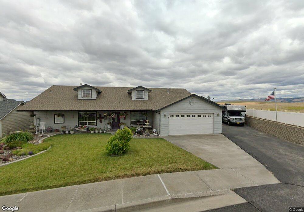 1916 SW 3rd St, Pendleton, OR 97801 - photo 1