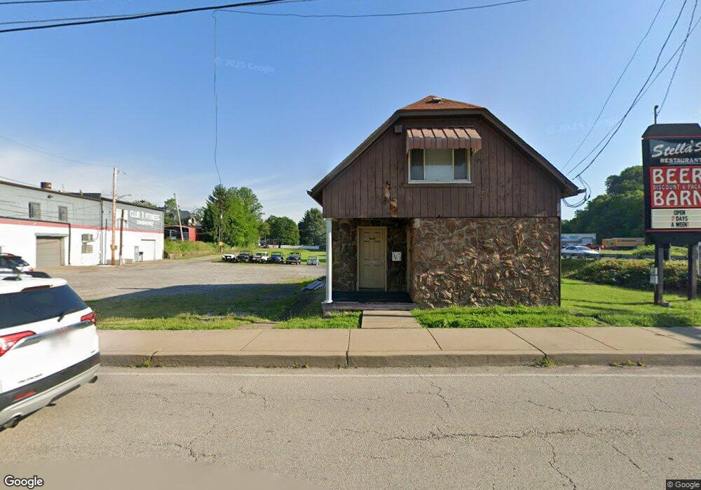 723 4th St, New Kensington, PA 15068 - photo 1