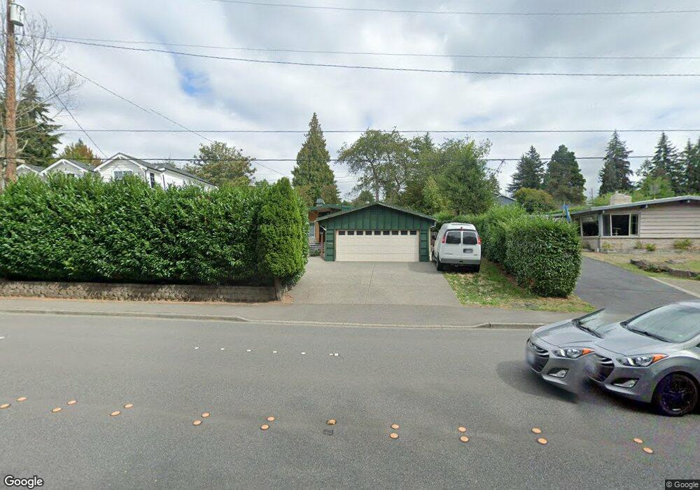 4046 Island Crest Way, Mercer Island, WA 98040 - photo 1