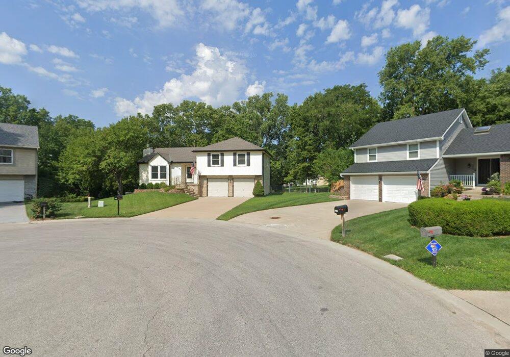 10125 W 59th Terrace, Shawnee, KS 66203 - photo 1