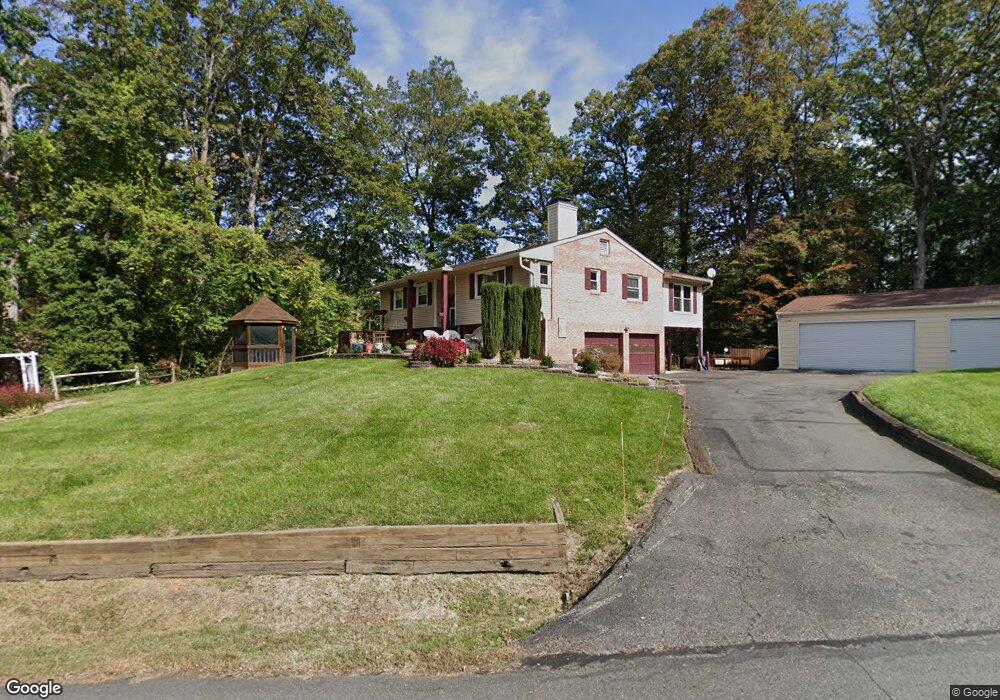 18360 Sharon Rd, Triangle, VA 22172 - photo 1