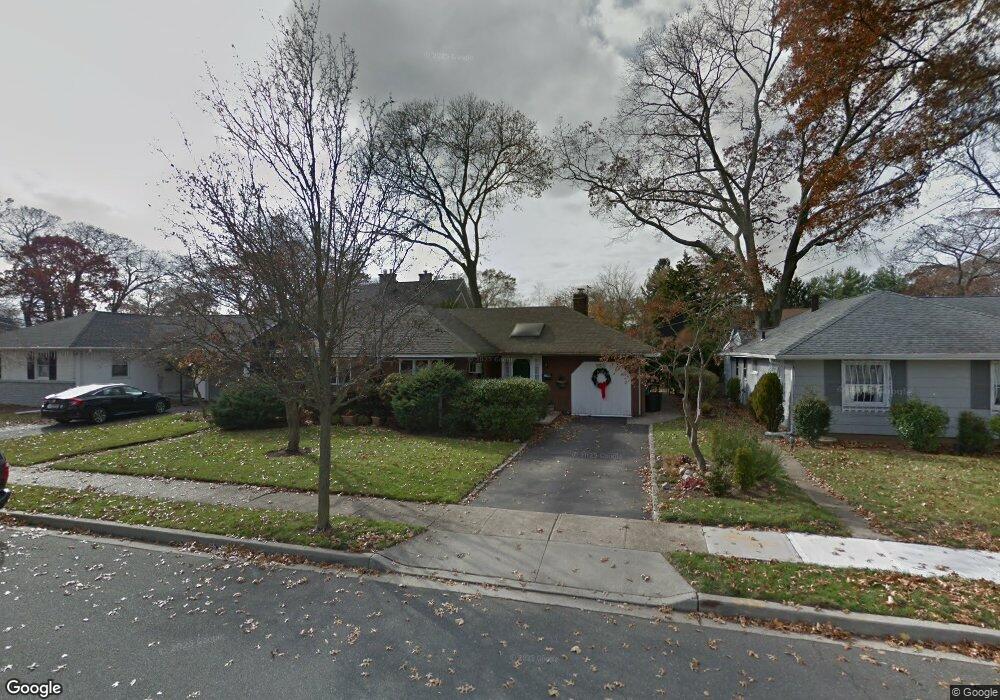 2700 Loftus Ave, Oceanside, NY 11572 - photo 1