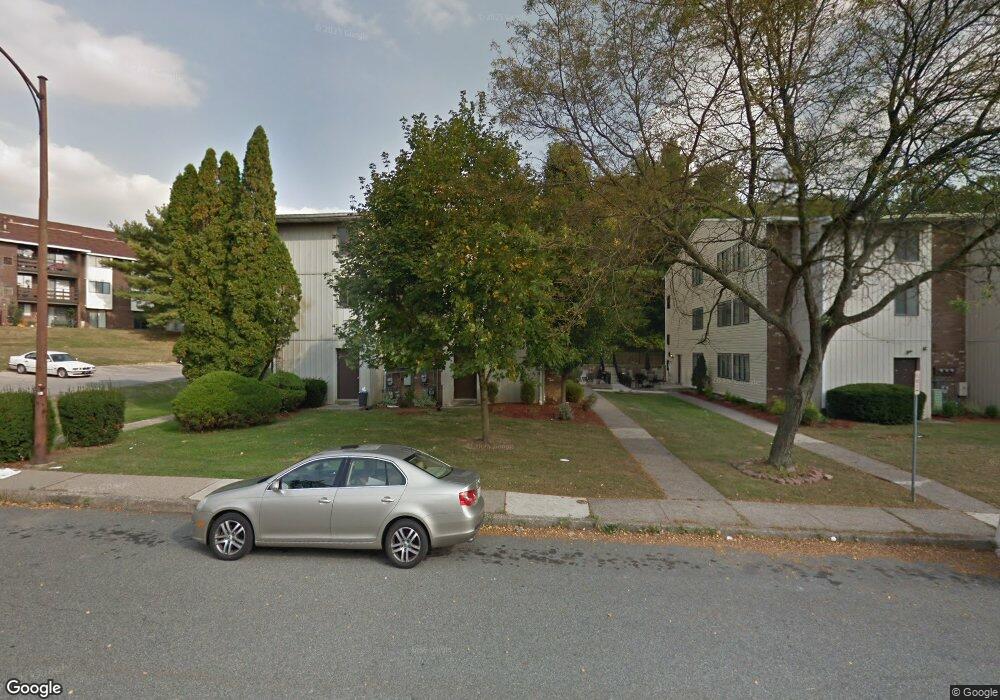 1553 Creekside Rd unit B2-2, Whitehall, PA 18052 - photo 1