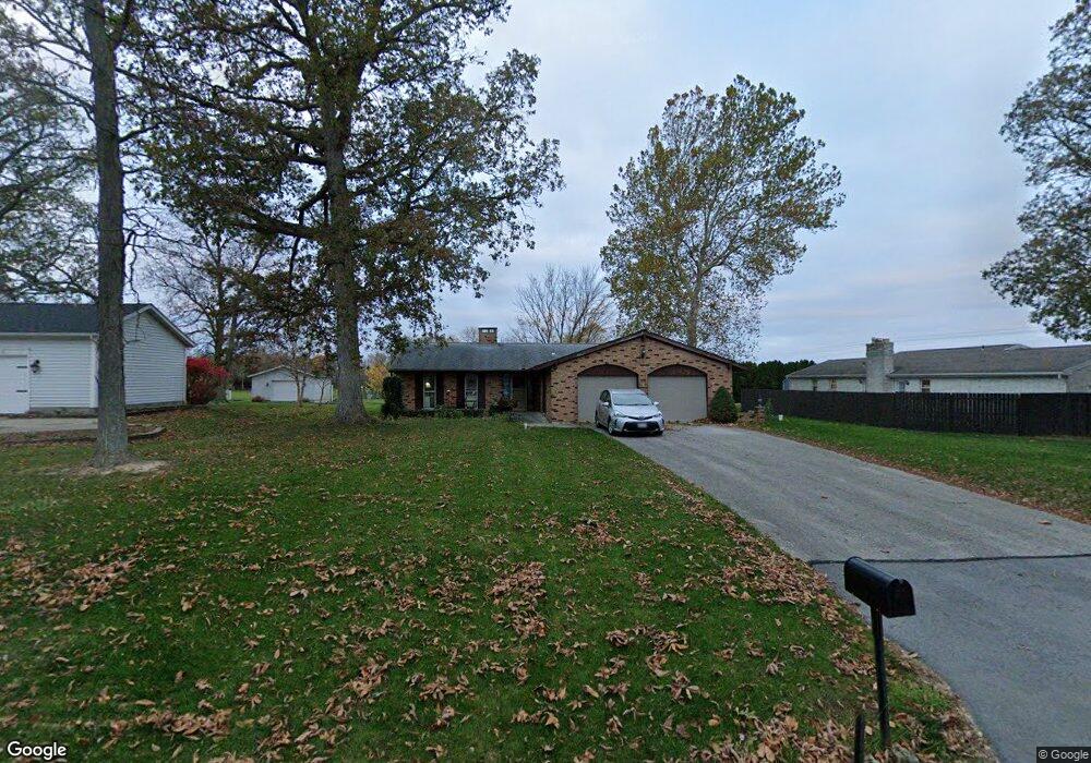 16471 Nottingham Dr, Wapakoneta, OH 45895 - photo 1