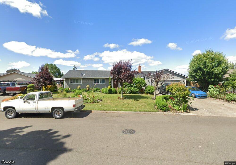 720 NW 9th Ave, Canby, OR 97013 - photo 1