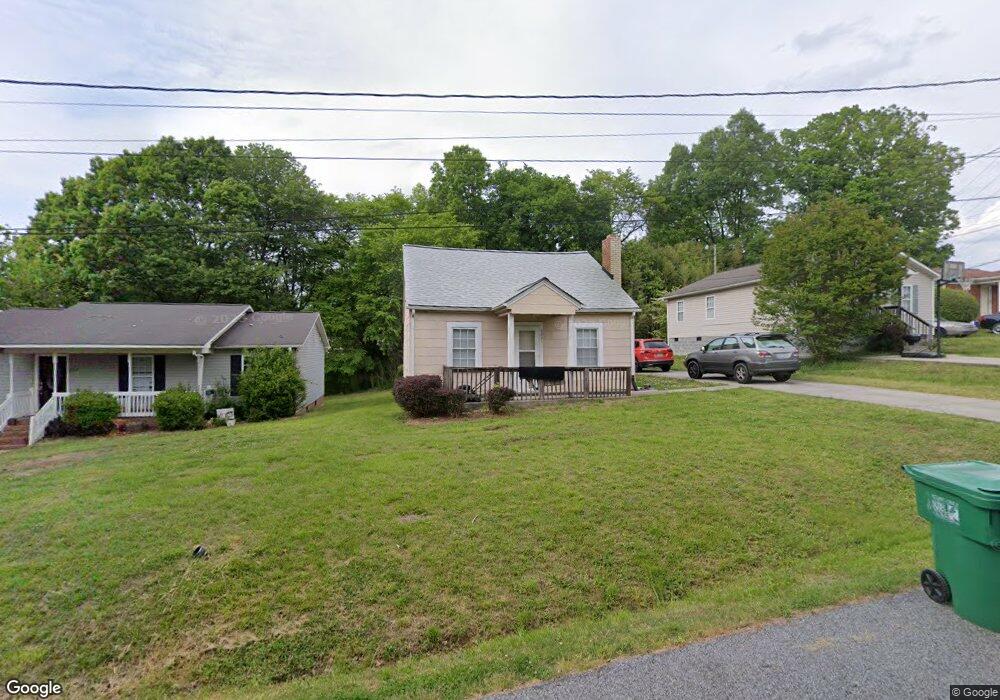 2221 Yale Ct, High Point, NC 27260 - photo 1