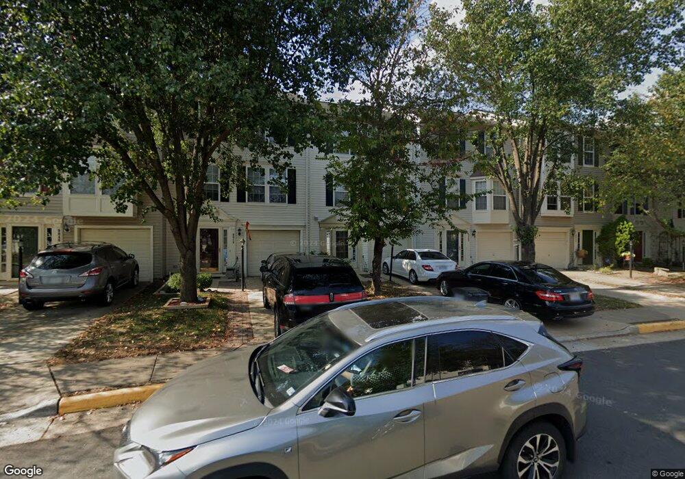 9044 Falcon Glen Ct, Bristow, VA 20136 - photo 1