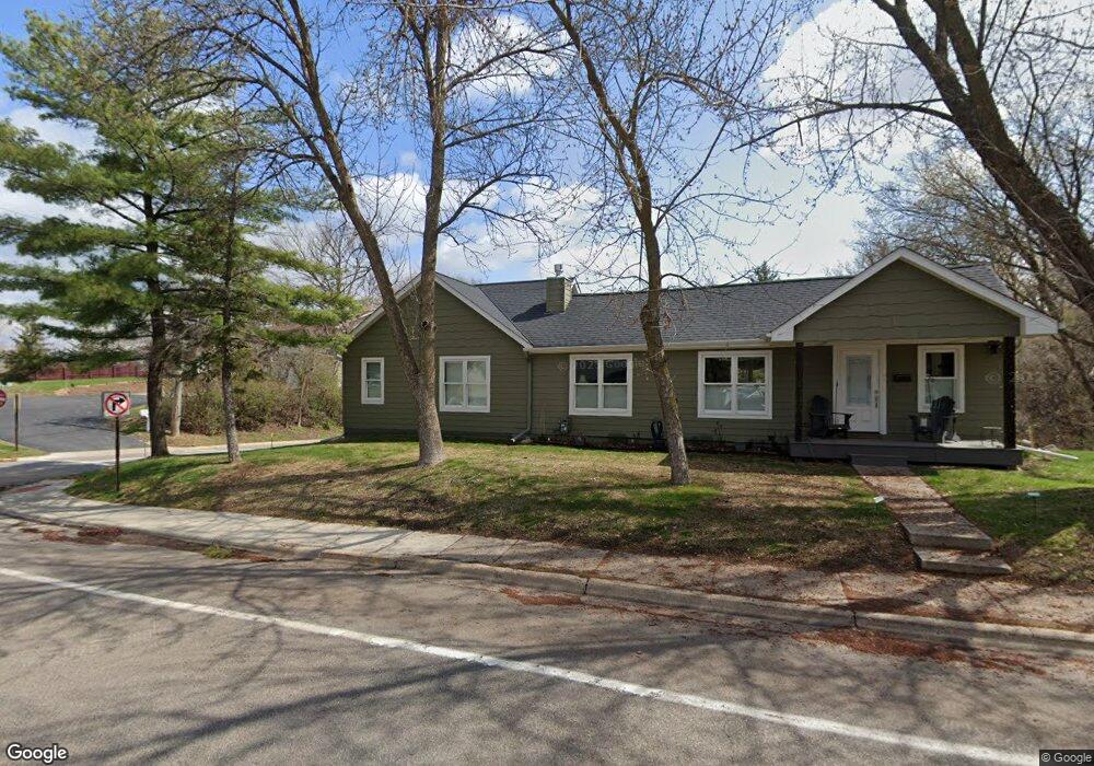 401 Mill St, Excelsior, MN 55331 - photo 1