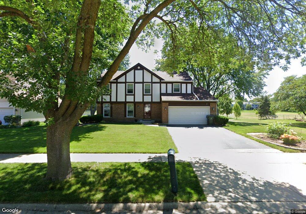 2124 Countryside Cir, Naperville, IL 60565 - photo 1