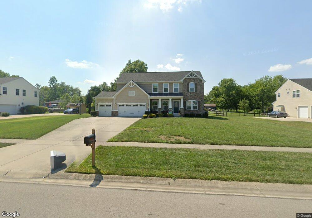 5065 Lakota Woods Dr unit 32, Liberty Township, OH 45044 - photo 1