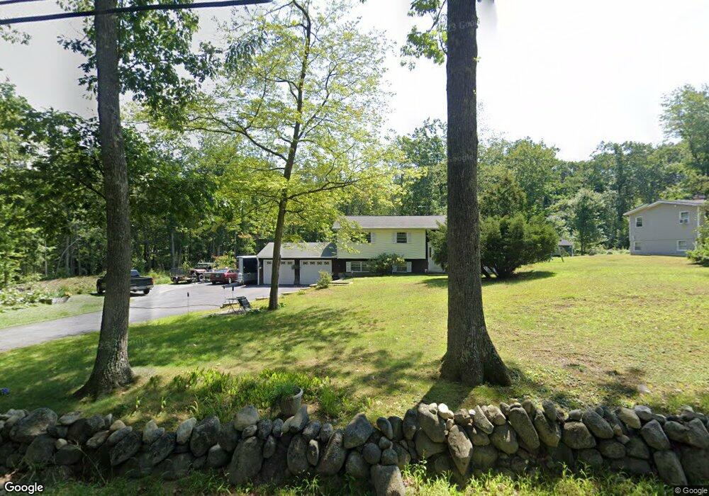 247 Brickett Hill Rd, Pembroke, NH 03275 - photo 1