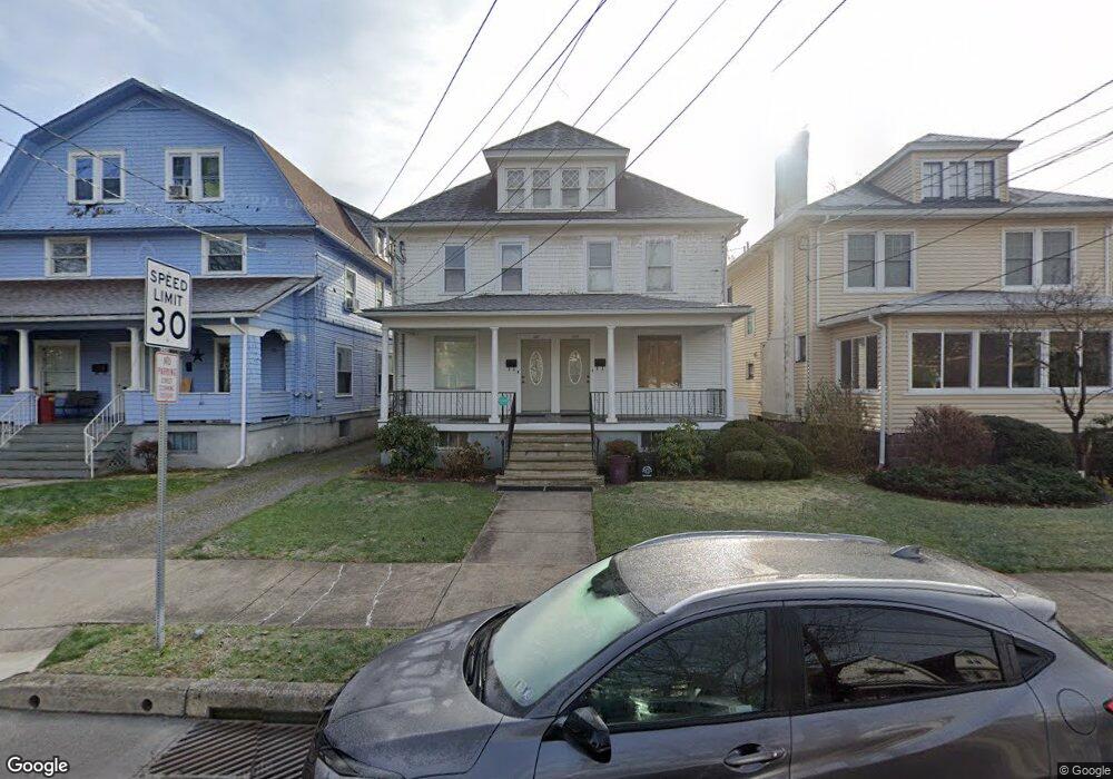 545 Rutter Ave, Kingston, PA 18704 - photo 1