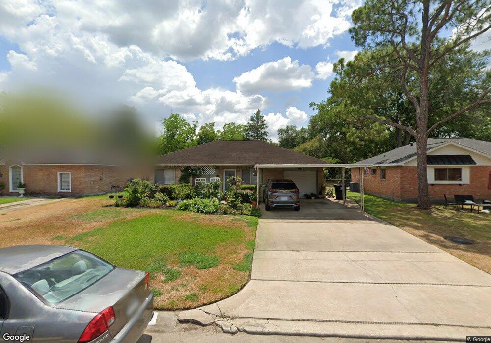 6105 Maywood Dr, Houston, TX 77053 - photo 1