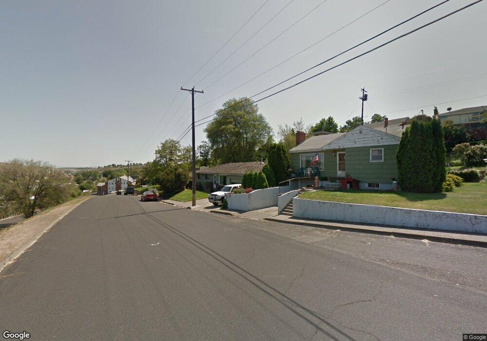 1702 SW Goodwin Place, Pendleton, OR 97801 - photo 1