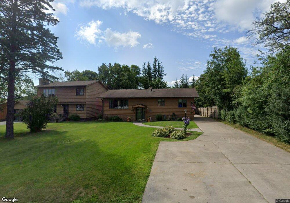 1924 Tyrol St, Duluth, MN 55811 - photo 1