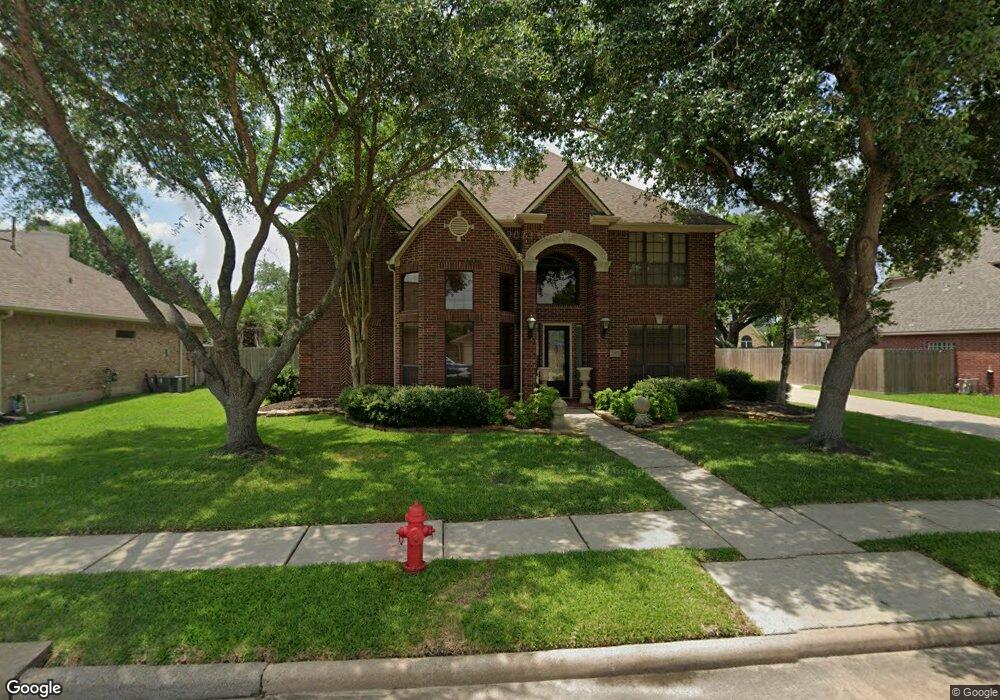 1310 Eagle Lakes Dr, Friendswood, TX 77546 - photo 1