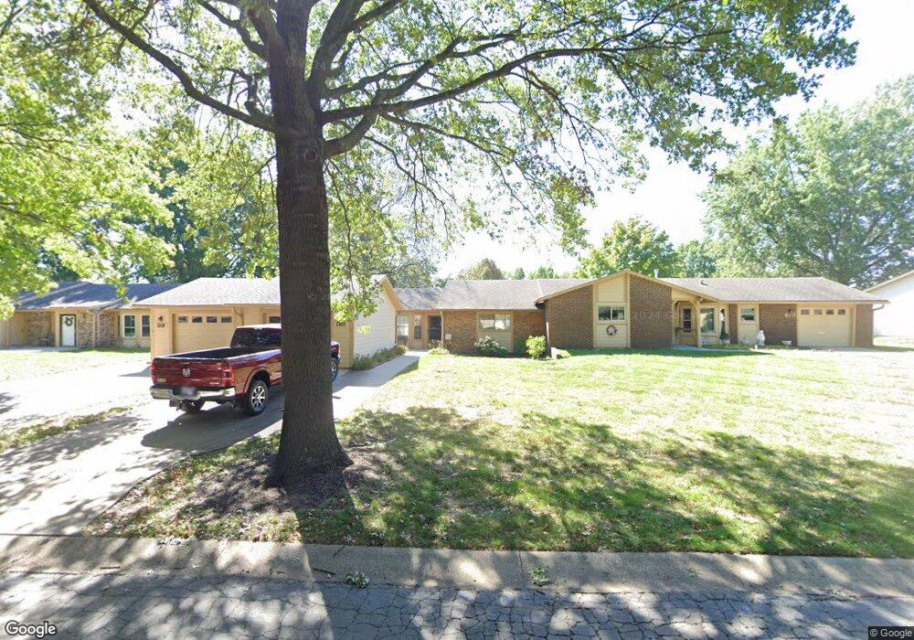 1321 W Johns Blvd, Raymore, MO 64083 - photo 1