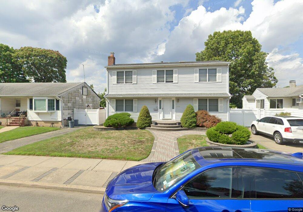 664 Dickens Ave, Franklin Square, NY 11010 - photo 1